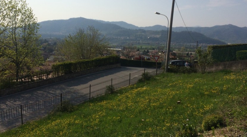 Villa singola zona panoramica Capriolo